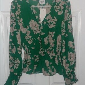 NWT  Sienna Sky Blouse